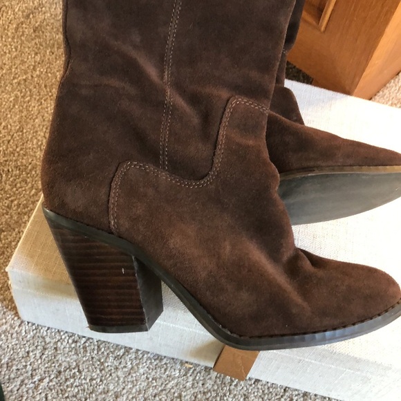 Kelsi Dagger tall genuine suede espresso brown boot wood heel inside zip 7.5 - Picture 3 of 10
